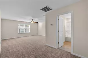 3612 Sainsbury Ln, Greensboro, NC 27409 - Photo 14