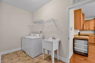 3612 Sainsbury Ln, Greensboro, NC 27409 - Photo 18