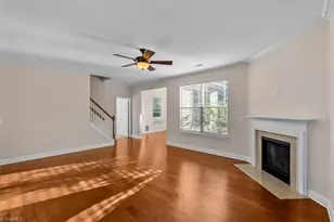 3612 Sainsbury Ln, Greensboro, NC 27409 - Photo 6