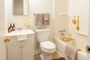 3980 Burnham Cir, Winston-Salem, NC 27105 - Photo 12
