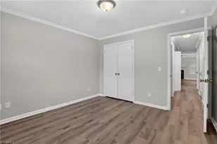 731 Shelby Dr, Greensboro, NC 27409 - Photo 20