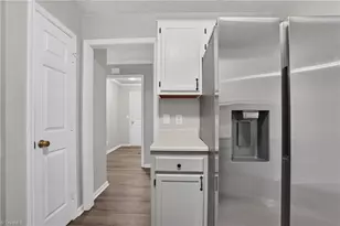 731 Shelby Dr, Greensboro, NC 27409 - Photo 36