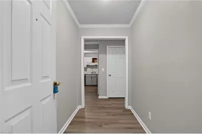 731 Shelby Drive #D, Greensboro, NC 27409 - Photo 14