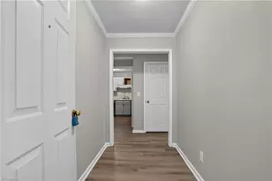 731 Shelby Dr, Greensboro, NC 27409 - Photo 14