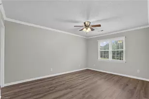 731 Shelby Dr, Greensboro, NC 27409 - Photo 22