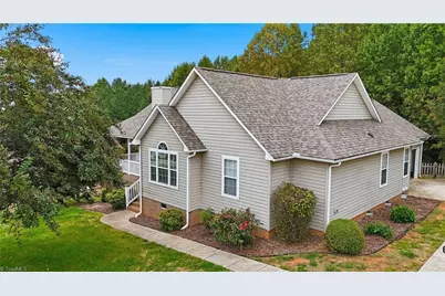 217 Sundance Circle, Statesville, NC 28625 - Photo 6