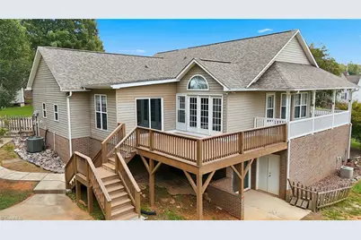 217 Sundance Circle, Statesville, NC 28625 - Photo 2