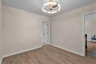 15 Gatehouse Ln, Greensboro, NC 27407 - Photo 16