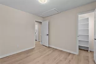 15 Gatehouse Ln, Greensboro, NC 27407 - Photo 24