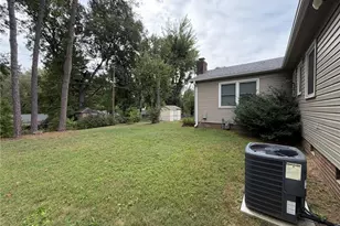 4207 Olympia Dr, Greensboro, NC 27406 - Photo 32