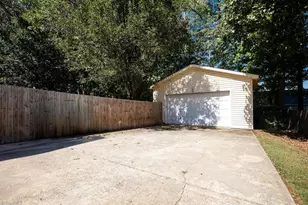2519 White Fence Way, High Point, NC 27265 - Photo 18