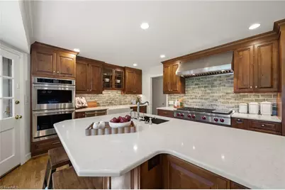 719 Quarterstaff Road, Winston-Salem, NC 27104 - Photo 8