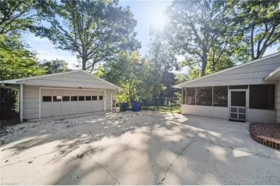 719 Quarterstaff Road, Winston-Salem, NC 27104 - Photo 38