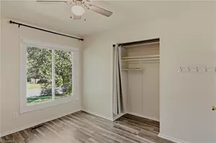 4403 Kingsland Dr, Greensboro, NC 27455 - Photo 18