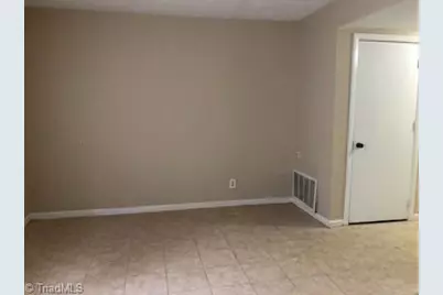 3915 Overland Heights #C, Greensboro, NC 27407 - Photo 26