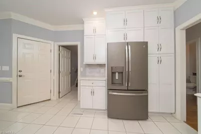 400 Savannah Lane, Kernersville, NC 27284 - Photo 12