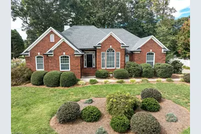 400 Savannah Lane, Kernersville, NC 27284 - Photo 2