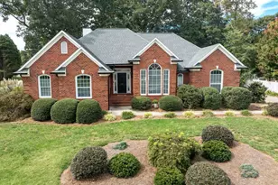 400 Savannah Ln, Kernersville, NC 27284 - Photo 2