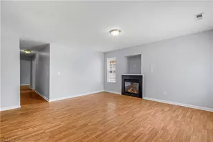 405 Dudley St, Greensboro, NC 27401 - Photo 6