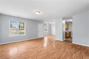405 Dudley St, Greensboro, NC 27401 - Photo 4
