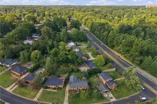2502 Fairway Dr, Greensboro, NC 27408 - Photo 38