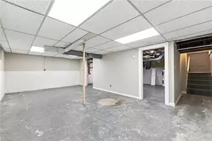 2502 Fairway Dr, Greensboro, NC 27408 - Photo 30