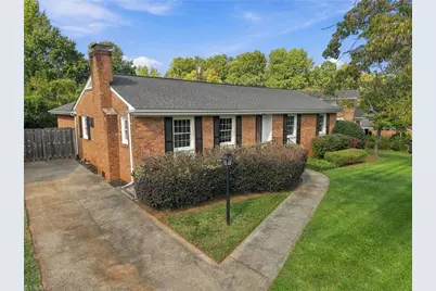 2502 Fairway Drive, Greensboro, NC 27408 - Photo 36