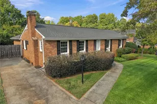 2502 Fairway Dr, Greensboro, NC 27408 - Photo 36