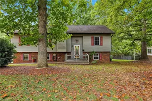 113 Little John Cir, North Wilkesboro, NC 28659 - Photo 6