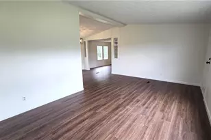 128 Loy Dr, Pelham, NC 27311 - Photo 4