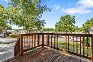 132 W Sourwood Dr, Browns Summit, NC 27214 - Photo 4