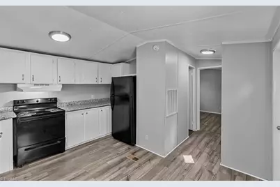 132 W Sourwood Drive, Browns Summit, NC 27214 - Photo 18