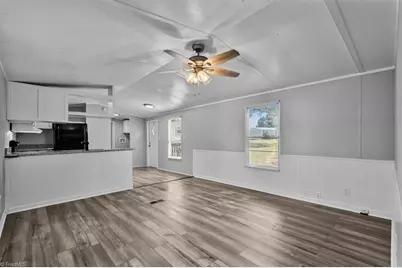 132 W Sourwood Drive, Browns Summit, NC 27214 - Photo 10