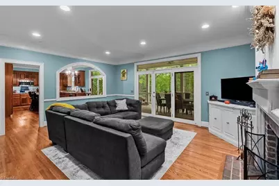 1035 Viewmont Drive, Asheboro, NC 27205 - Photo 6