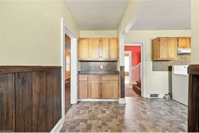 422 W 25th Street, Winston-Salem, NC 27105 - Photo 12