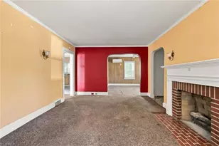 422 W 25th St, Winston-Salem, NC 27105 - Photo 8