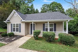 260 Cedar Ridge Cir, Winston-Salem, NC 27127 - Photo 2