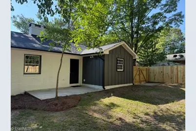 805 Plummer Drive, Greensboro, NC 27410 - Photo 36