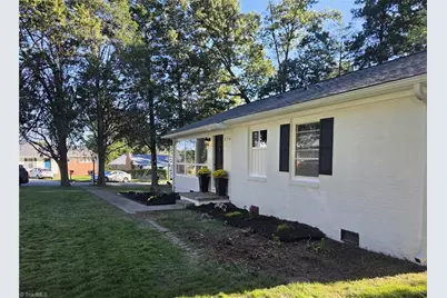 2709 Orange Street, Greensboro, NC 27405 - Photo 2