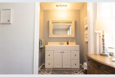 3915 Valley Court #F, Winston-Salem, NC 27106 - Photo 20