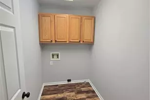 627 Kenneth Rd, Greensboro, NC 27455 - Photo 14