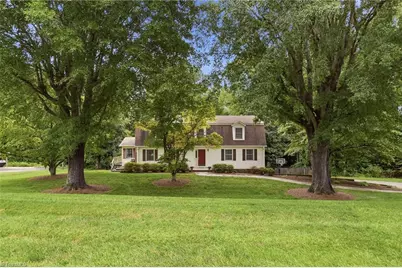 1009 Briarcliff Road, Yadkinville, NC 27055 - Photo 4