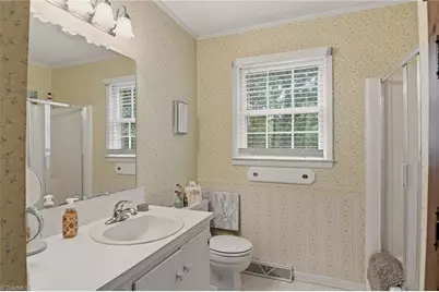 1009 Briarcliff Road, Yadkinville, NC 27055 - Photo 20