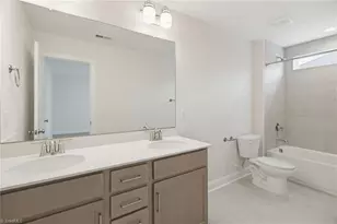 1640 Cross Vlg Ave, Kernersville, NC 27284 - Photo 22