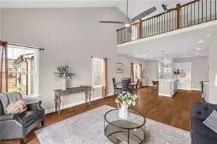 1715 Creekline Dr, Kernersville, NC 27284 - Photo 2