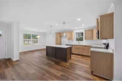 3898 Yarbrough Avenue, Winston-Salem, NC 27106 - Photo 12