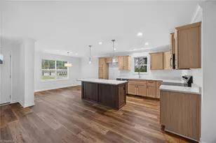 3898 Yarbrough Ave, Winston-Salem, NC 27106 - Photo 12