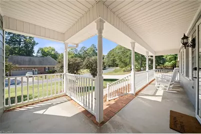 5900 Berwick Court, Lexington, NC 27295 - Photo 4