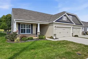 124 Oxford Ridge Ct, Kernersville, NC 27284 - Photo 2