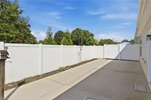 124 Oxford Ridge Ct, Kernersville, NC 27284 - Photo 28